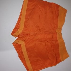 Orange shorts size medium 7 / 9